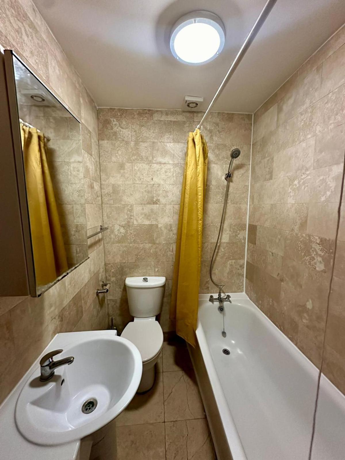 Lovely 1 Bed Apartment 2 Min To Station ロンドン エクステリア 写真