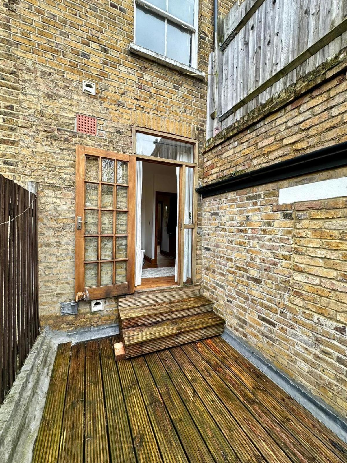 Lovely 1 Bed Apartment 2 Min To Station ロンドン エクステリア 写真